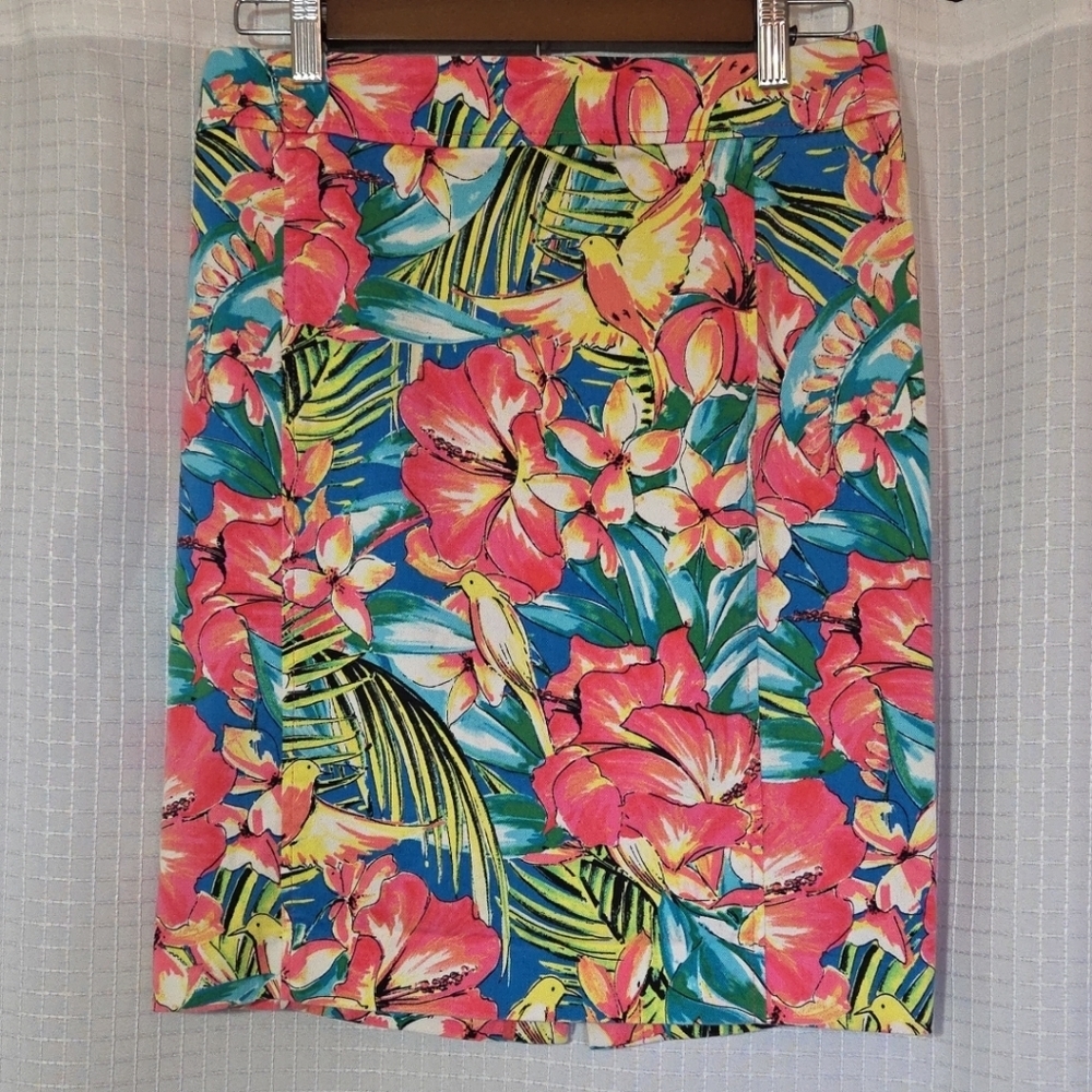 LOFT Vibrant Floral Pencil Skirt Tropical Size 4